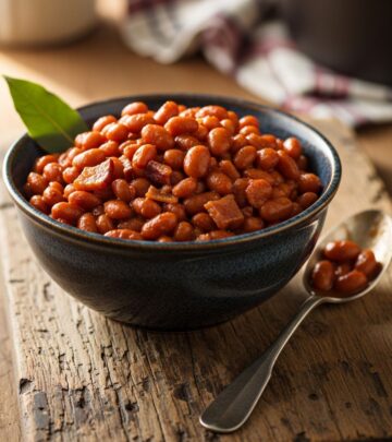 Master the art of slow-cooked baked beans with our detailed recipe, tips, variations, and expert techniques for irresistible homemade flavor.